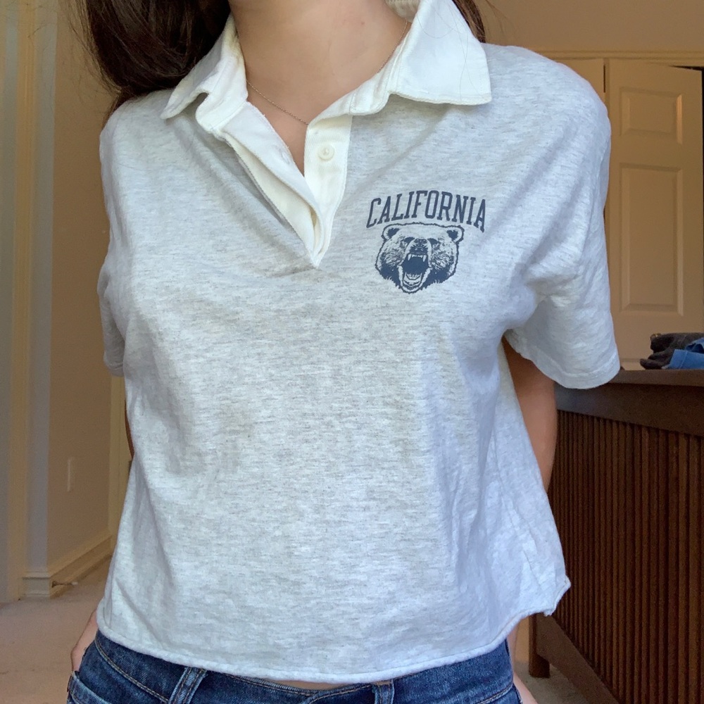 Collared brandy Melville cropped button up shirt